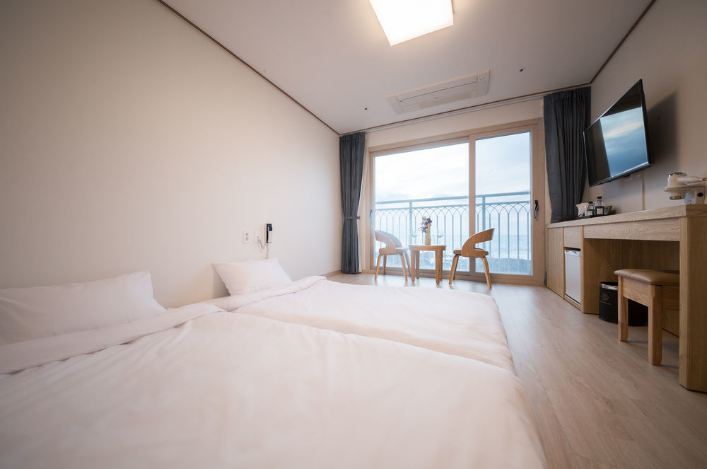 Jeju Mon Dieu Hotel Exterior photo